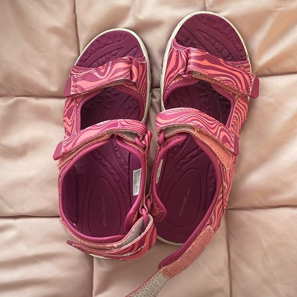 Eddie Bauer sandals - Picture 1 of 4